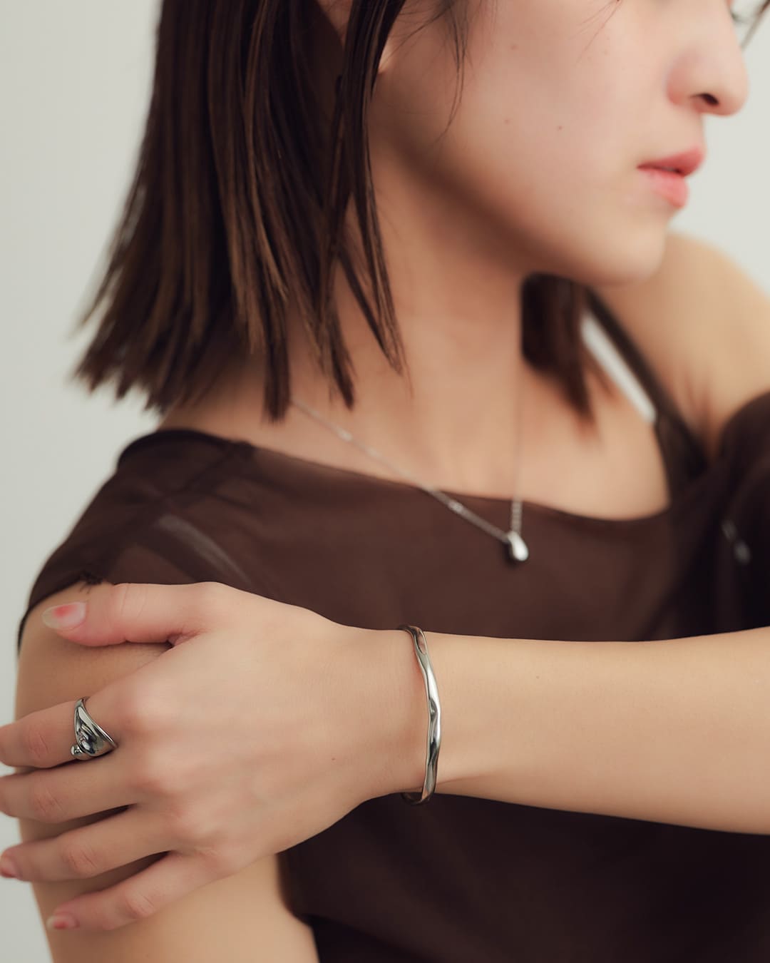 ニュアンスラインバングル【mina9月号掲載】 – ChooMia（チュミア）