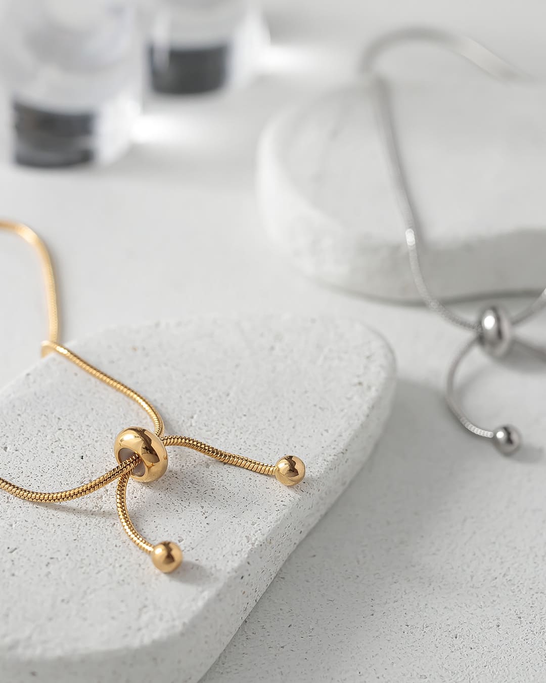 11/7(金)20:00～再入荷】【18KGP】ノットデザインブレスレット ND【NHK