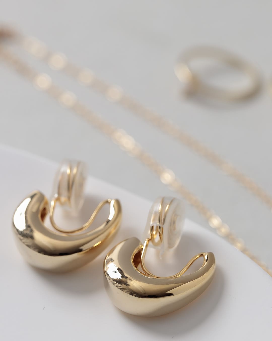 14KGP】Uラインフープイヤリング – ChooMia(チュミア) 14KGP】Uラインフープイヤリング – ChooMia(チュミア)