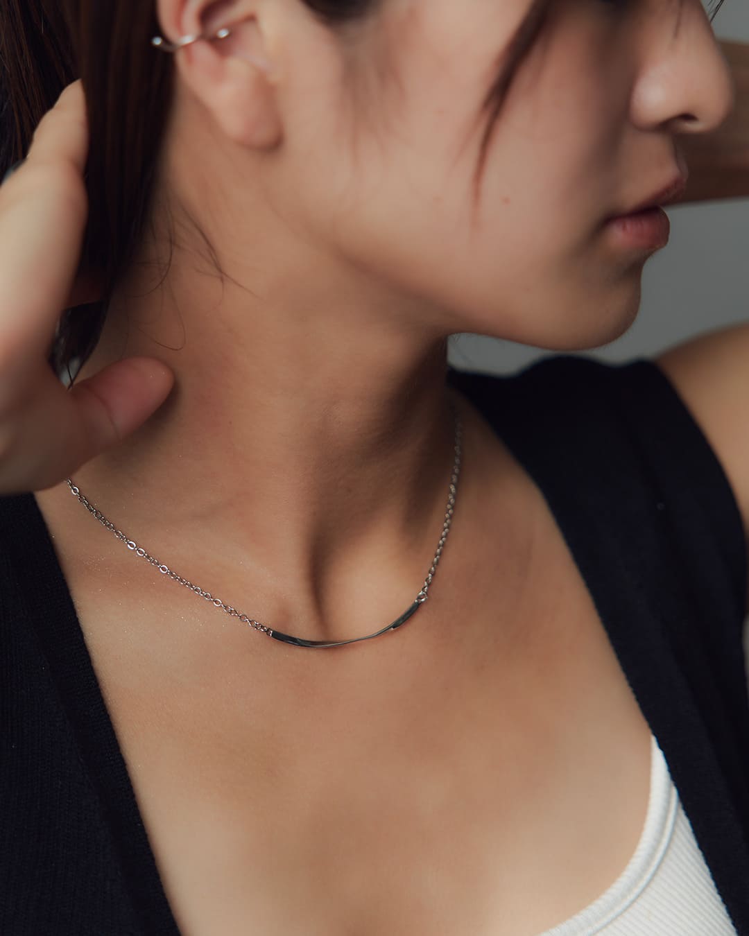 再値下げ！レディース・ネックレストップ ブラックパール・ WGK14・0.04 8/8(金)20:00～再入荷】【18KGP】ねじりカーブネックレス【mina4