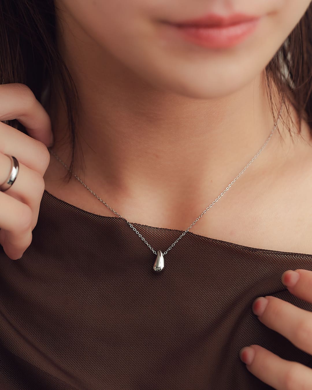 11/14(金)20:00～再入荷】【18KGP】ニュアンスドロップモチーフ