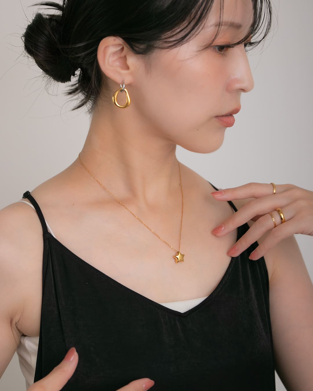 ゴールド ネックレス 星型チャーム付き 星型チャーム付きチェーンネックレス ゴールド|レディース