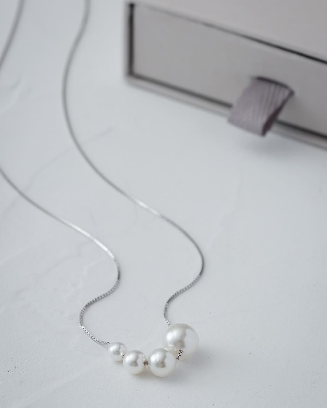 11/28(金)20:00～再入荷】【S925/18KGP】4連貝パールネックレス