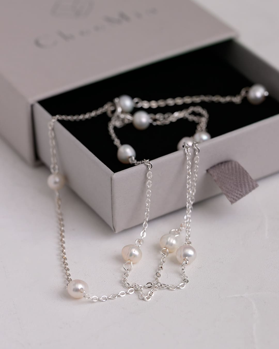 8/21(金)20:00～再入荷】マルチWAYドットパールステーションネックレス