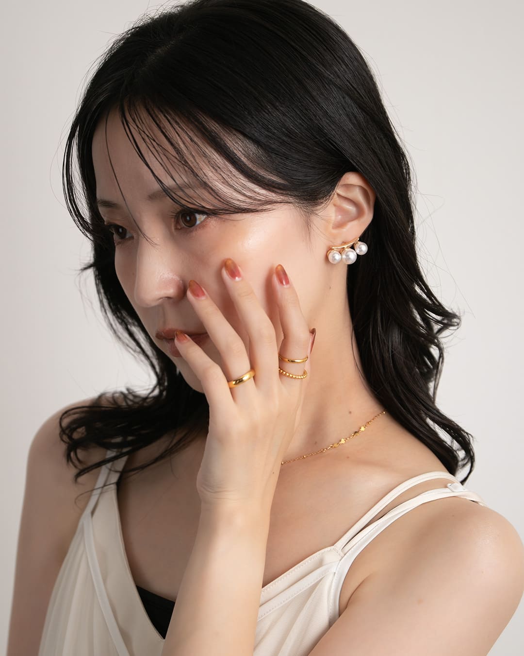 MIZUKI 3連パール　ピアス　片耳 MIZUKI 3連パール ピアス 片耳 MIZUKI | ミズキ 商品一覧