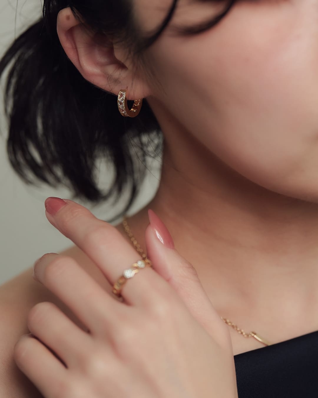 ラインストーンフープピアス【mina1月号掲載】 – ChooMia（チュミア）