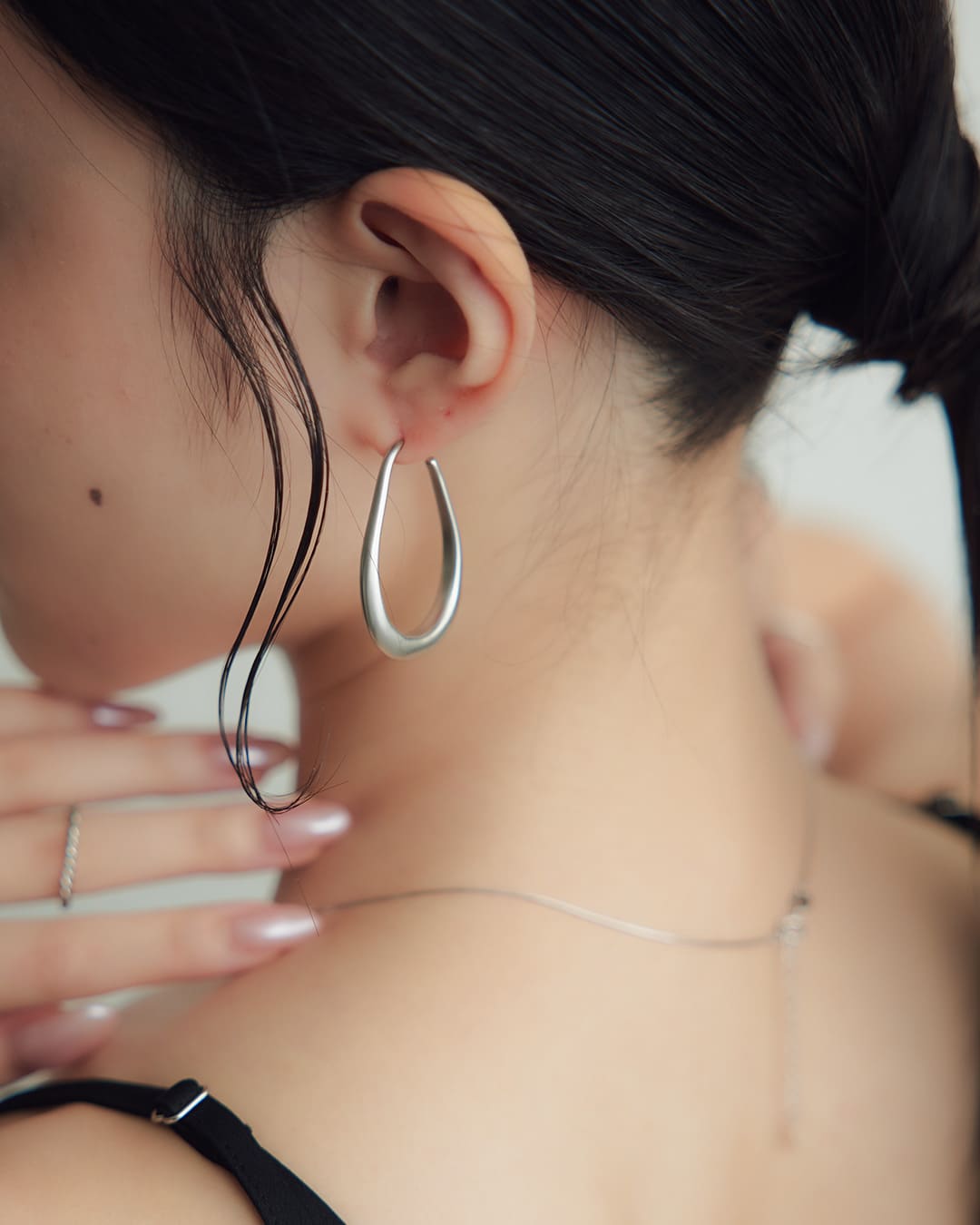 9/5(金)20:00~再入荷】【S925/14KGP】大ぶりドロップライン 9/5(金)20:00~再入荷】【S925/14KGP】大ぶりドロップライン