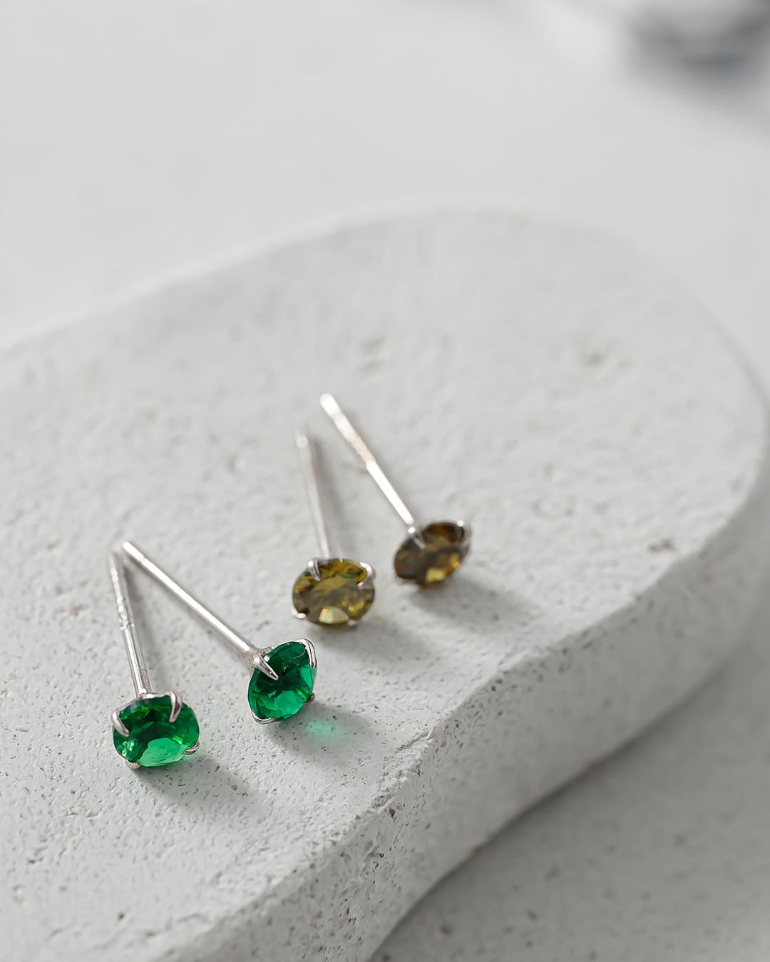 8/22(金)20:00～再入荷】【S925】誕生石モチーフ4mmジルコニア