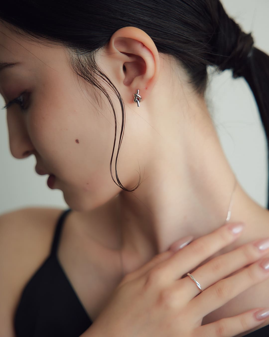 11/7(金)20:00～再入荷】【S925】ノットデザインミニピアス – ChooMia