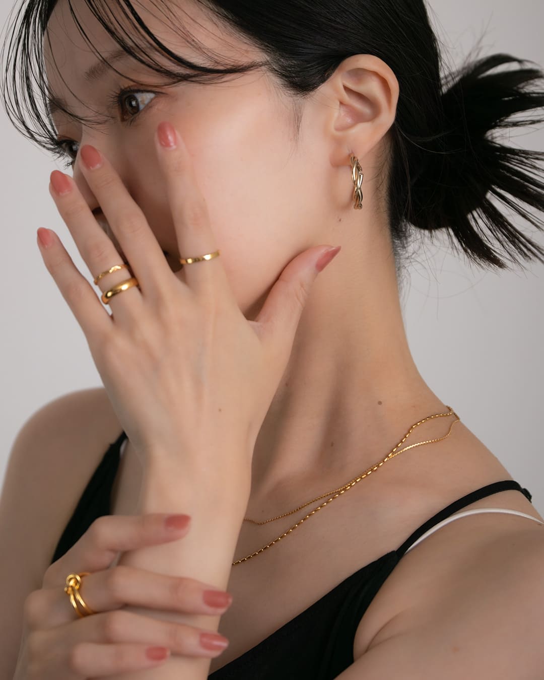 試着のみフープピアス アクセサリー 18金 ツイスト 楽天市場】【即納可】 地金 ピアス 18金 フープ k18 イエロー