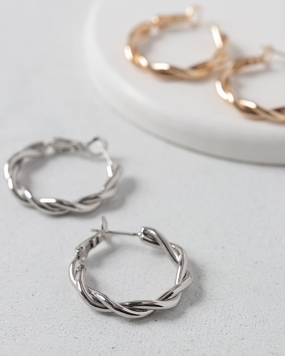 【20時までSALE中】Ptダイヤ ツイストフープピアス Vendome ダイヤモンド フープピアス（AGAA1210__DI）｜ピアス｜ヴァン