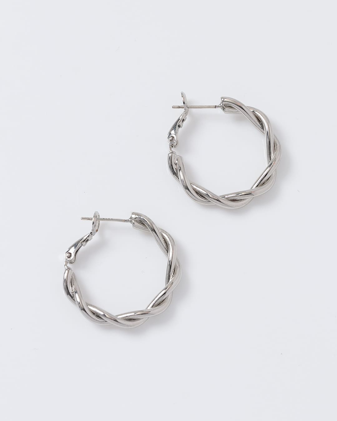 11/14(金)20:00～再入荷】【S925/18KGP】ツイストフープピアス