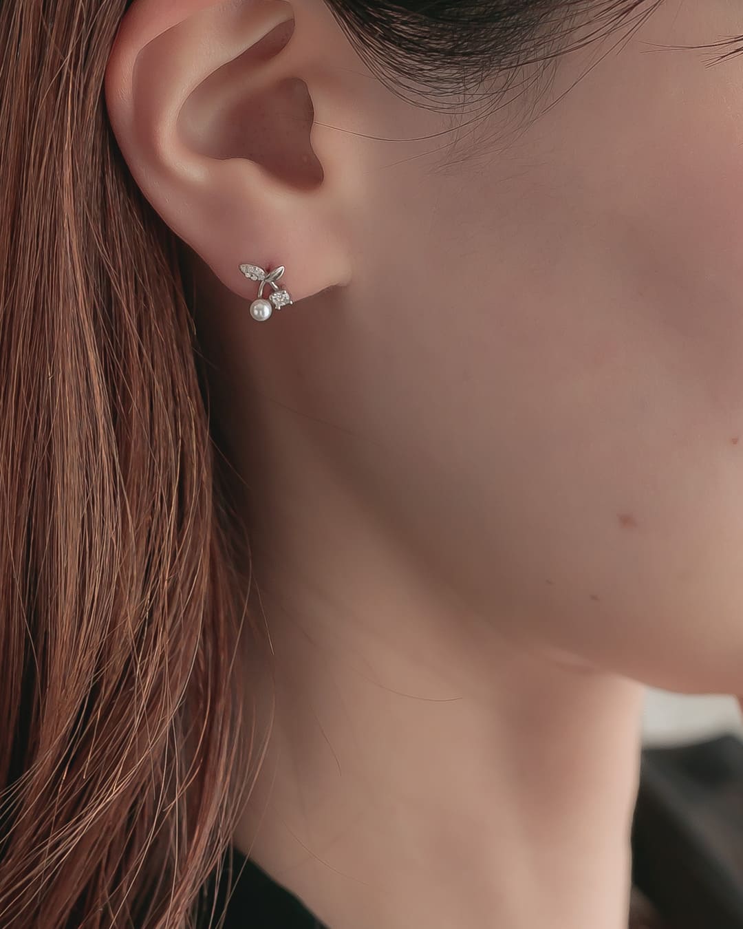 S925/18KGP】シェルパール×ジルコニアチェリーミニピアス