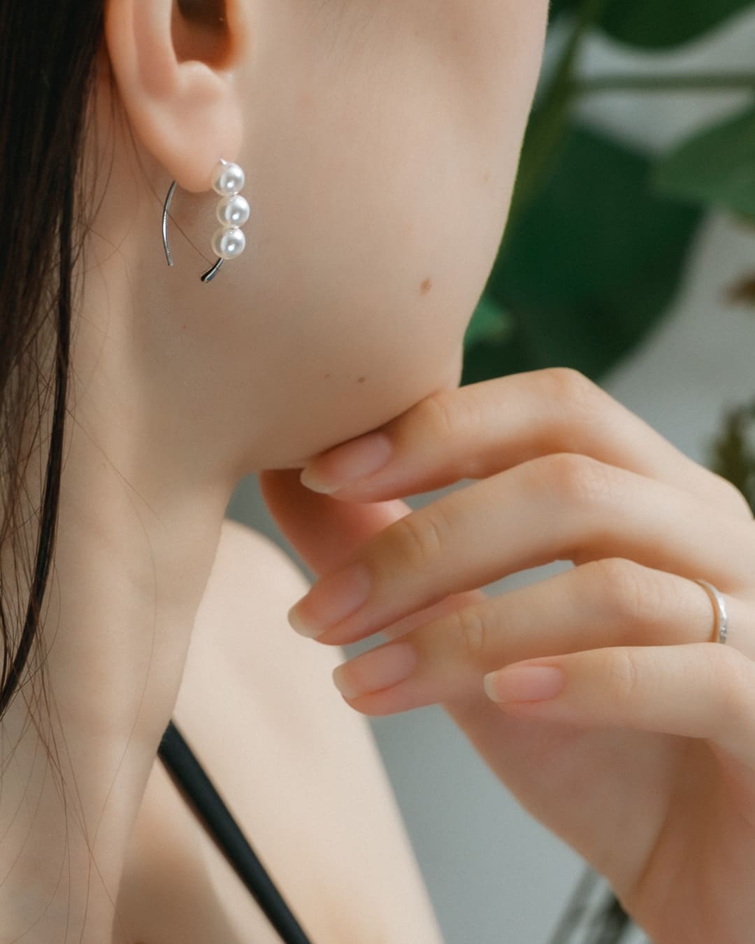 11/7(金)20:00～再入荷】【S925/18KGP】3連ガラスパールフックピアス