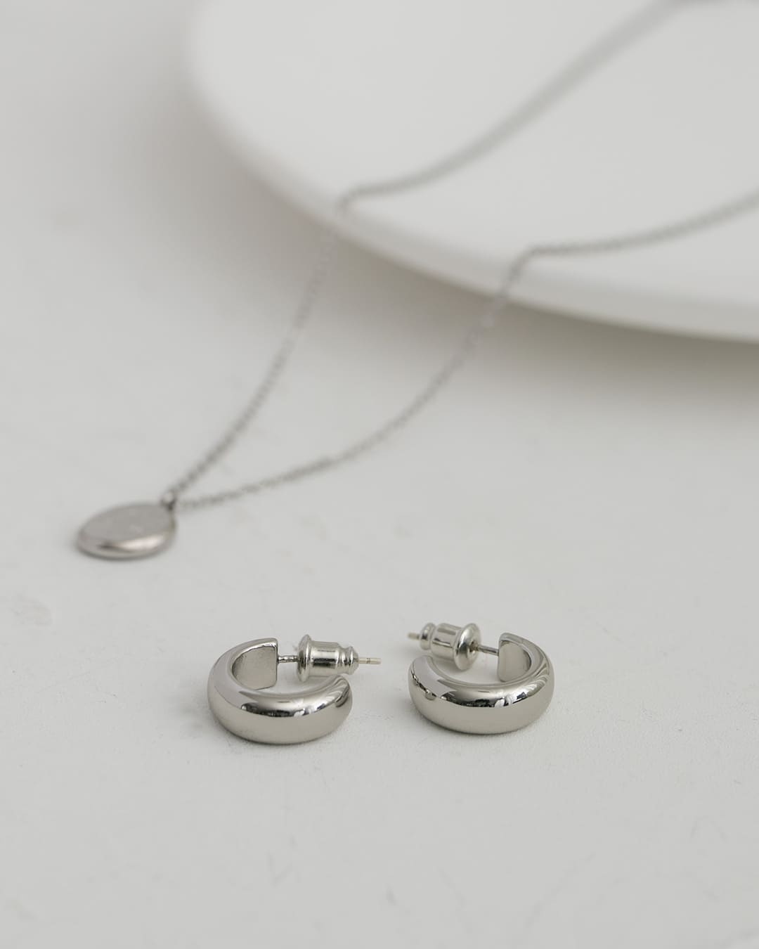 RiSaO＊　14kgf アイリスアゲート ラウンドピアス 14kgf アイリスアゲートピアス - メルカリ