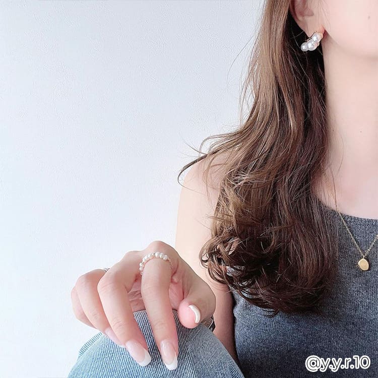 10/24(金)20:00～再入荷】【S925/18KGP】3連パールピアス【美人